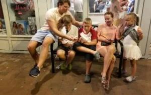 Au Pair and Host Family